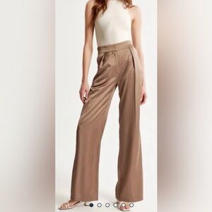Abercrombie & Fitch Tailored Sloane Satin Trouser Pants in Copper Brown